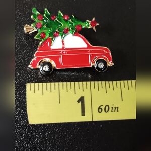 Brooch - Car w Christmas Tree  (NEW)